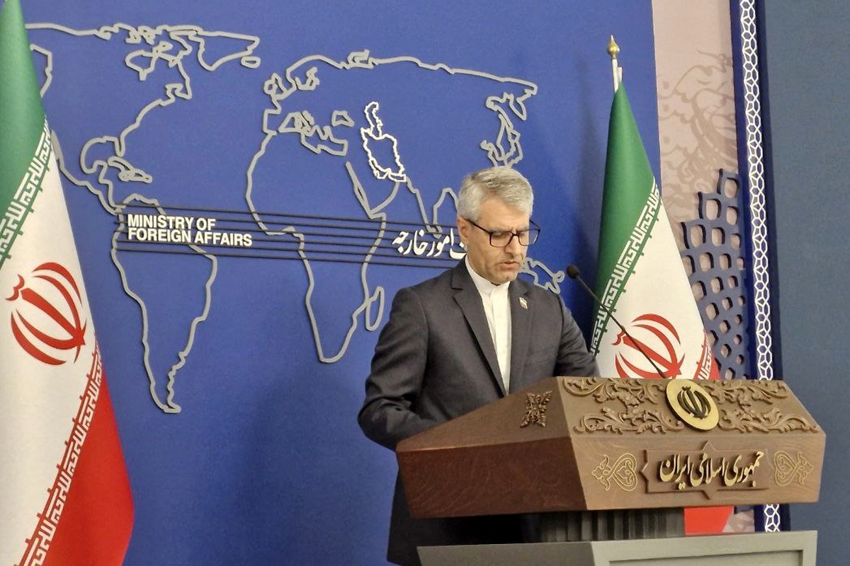 بقائی: جمهوری اسلامی ایران خواستار گفت‌و‌گو و خویشتن‌داری از سوی پاکستان و افغانستان است