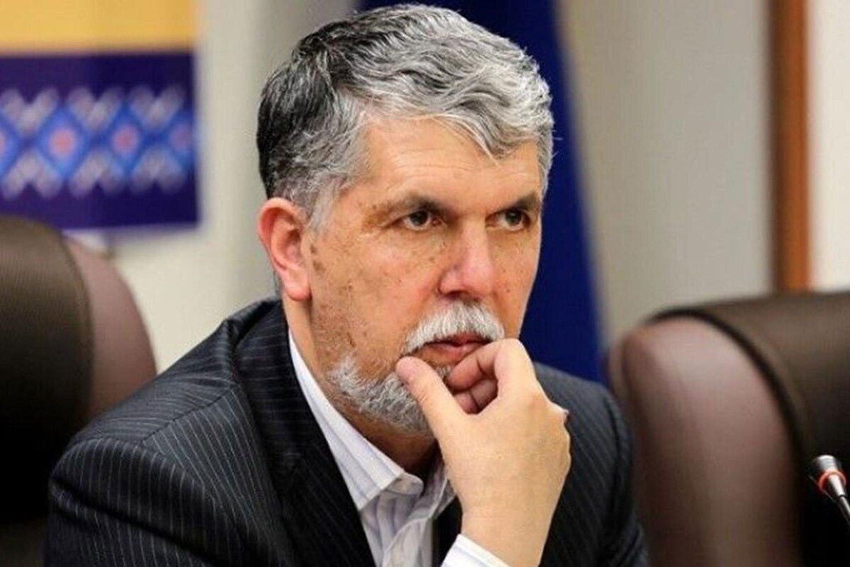 در راستای توسعه دیپلماسی فرهنگی و برگزاری آیین بزرگداشت شاعر بزرگ ایرانی حافظ شیرازی، وزیر فرهنگ و ارشاد اسلامی وارد آنکارا شد.