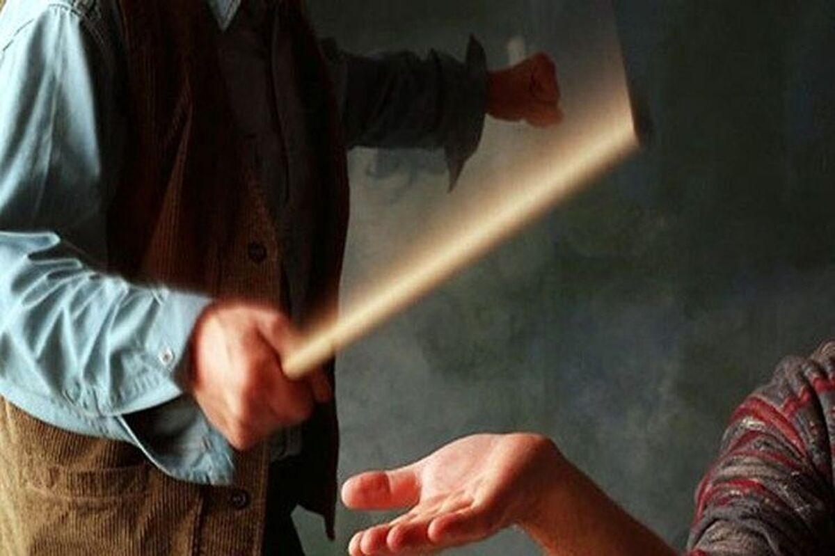 در پی انتشار خبری مبنی‌بر ضرب‌وشتم یک دانش‌آموز در قزوین توسط مدیر مدرسه و انتشار خبر ارجاع پرونده تنبیه بدنی دانش‌آموز به هیئت تخلفات اداری، مدیر روابط عمومی اداره کل آموزش و پرورش استان قزوین توضیحاتی در این باره ارائه کرد.