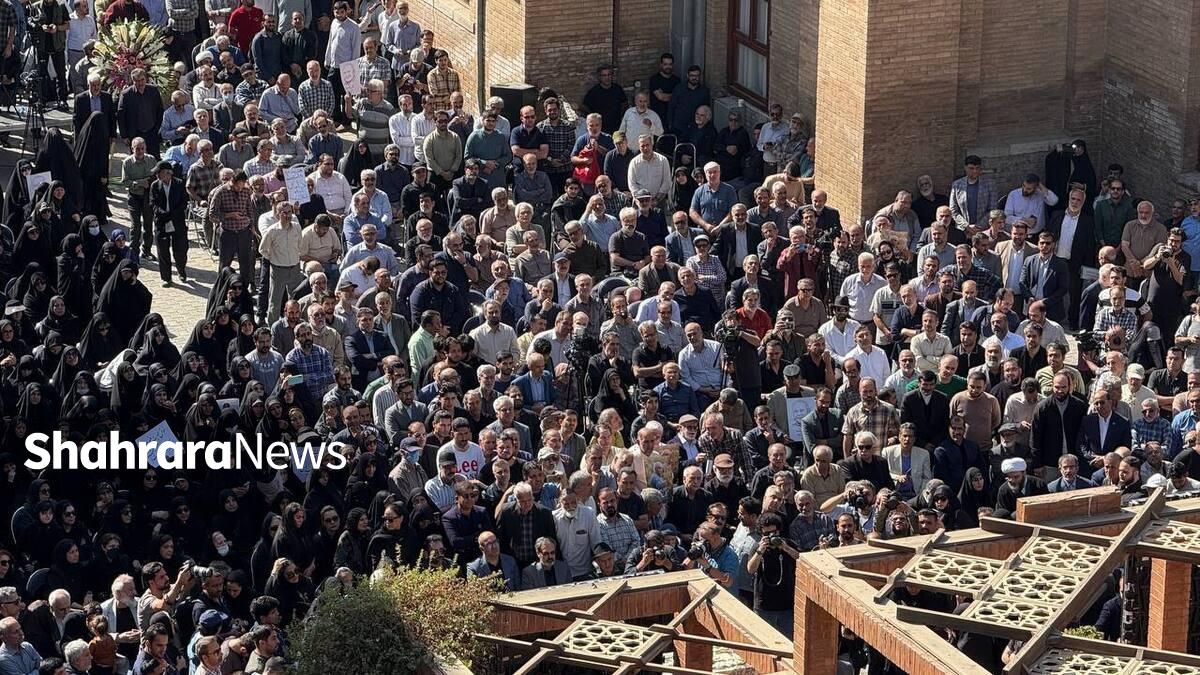 پیکر محمد کاسبی، صبح امروز، ۲۱ مهر ۱۴۰۴، با حضور جمعی از هنرمندان، علاقه‌مندان و مردم فرهنگ‌دوست در حوزه هنری بدرقه شد و سپس برای خاکسپاری به قطعه هنرمندان بهشت زهرا (س) انتقال پیدا کرد.