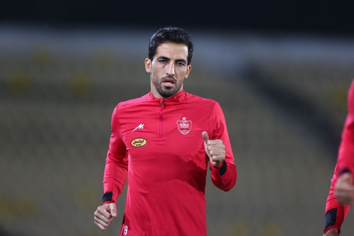 مسئولان باشگاه فولاد خوزستان، وحید امیری را به دلیل پارگی رباط پا، رسماً از لیست بازیکنان این تیم خارج کردند.