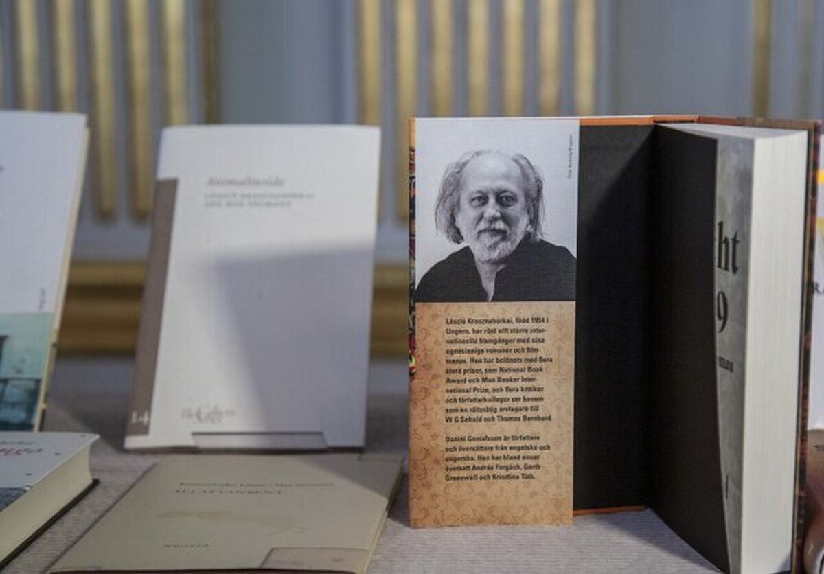 نمایشگاه بین‌المللی کتاب فرانکفورت، بزرگ‌ترین رویداد جهان در حوزه‌ نشر و کتاب، در شهر فرانکفورت آلمان افتتاح شد.