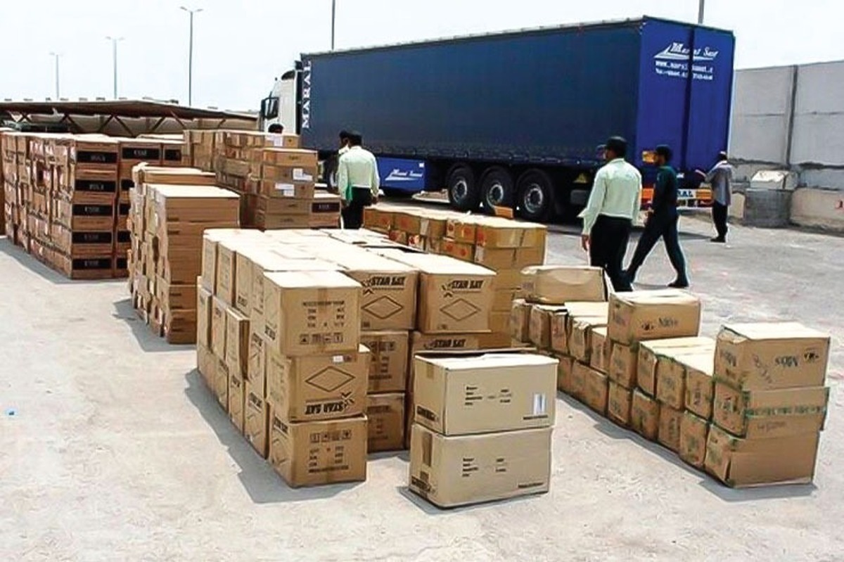 کشف بیش از ۲۰۰ میلیارد ریال کالای قاچاق در مشهد از ابتدای مهر ۱۴۰۴