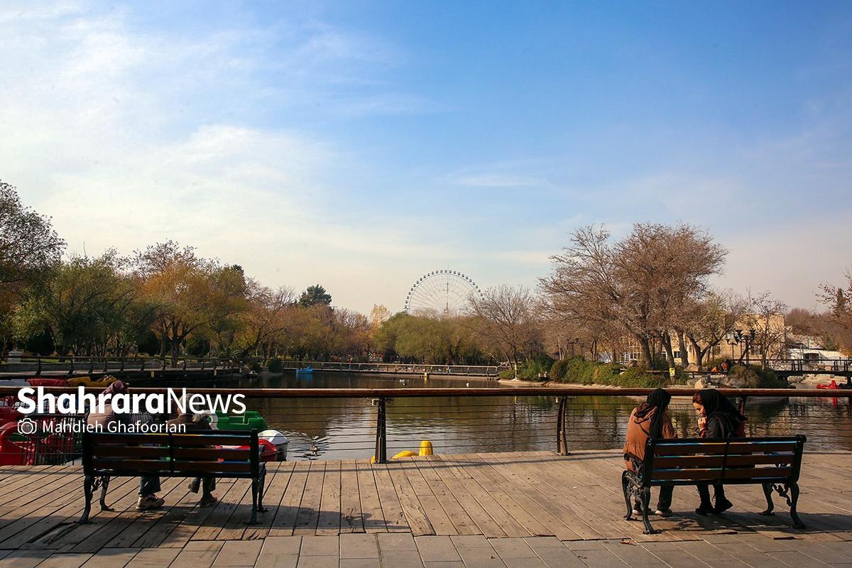 کارشناس اداره هواشناسی خراسان رضوی گفت: از امروز، روند کاهش نسبی دما آغاز می‌شود و تا پایان هفته، ادامه خواهد داشت. روز‌های جمعه و شنبه نیز شاهد ابرناکی آسمان خواهیم بود.