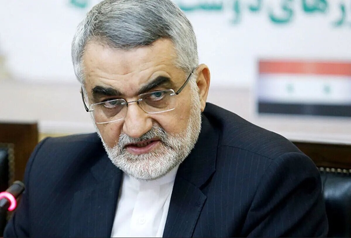 عضو کمیسیون امنیت ملی و سیاست خارجی مجلس شورای اسلامی گفت: تجربه نشان داده است که نمی‌توان به آمریکا برای مذاکره اعتماد کرد، زیرا در گذشته نیز زمانی که جمهوری اسلامی ایران با حسن نیت وارد گفت‌وگو شد، آمریکایی‌ها هم‌زمان با جریان مذاکرات، اقدام نظامی انجام دادند.