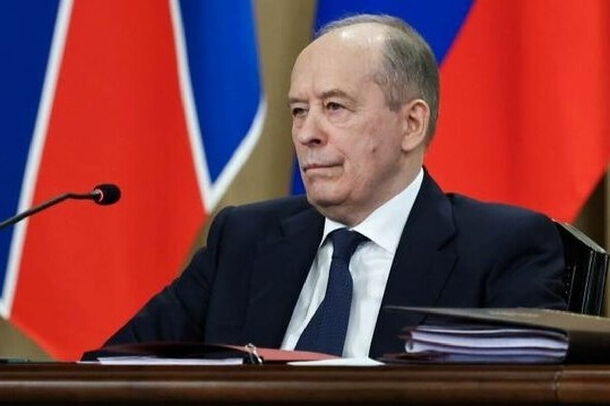 سرویس امنیت فدرال روسیه با بیان اینکه «ناتو پشت حوادث پهپادی اخیر اروپا قرار دارد» اعلام کرد: اطلاعات انگلیس نیز در همراهی با اوکراین در حال برنامه‌ریزی حملات به زیرساخت‌های حیاتی روسیه است.