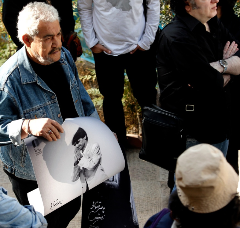 مراسم تشییع و خاکسپاری ناصر تقوایی، نویسنده و فیلمساز + فیلم و تصاویر مراسم تشییع و خاکسپاری ناصر تقوایی، نویسنده و فیلمساز + فیلم و تصاویر