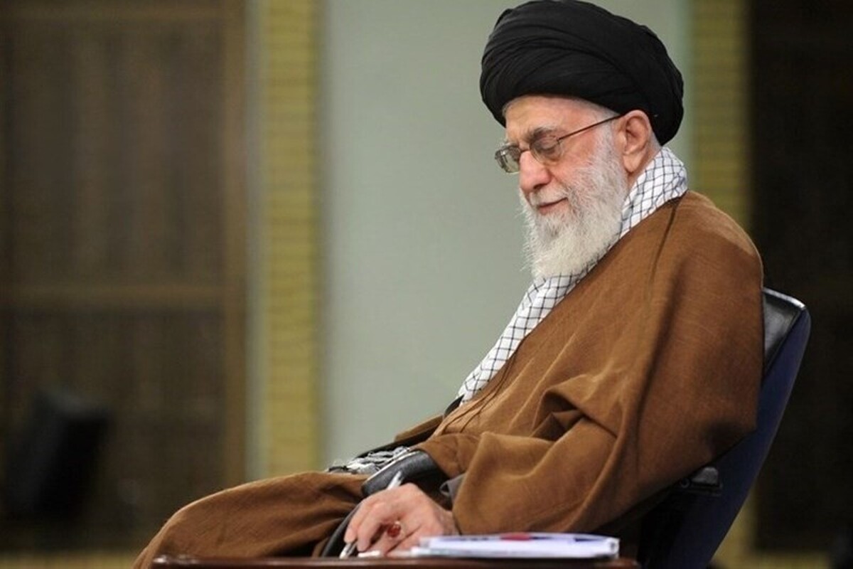 حضرت آیت‌الله خامنه‌ای در پیامی، درگذشت خیّرِ نیکوکار آقای حاج حسین مهدیان را تسلیت گفتند.