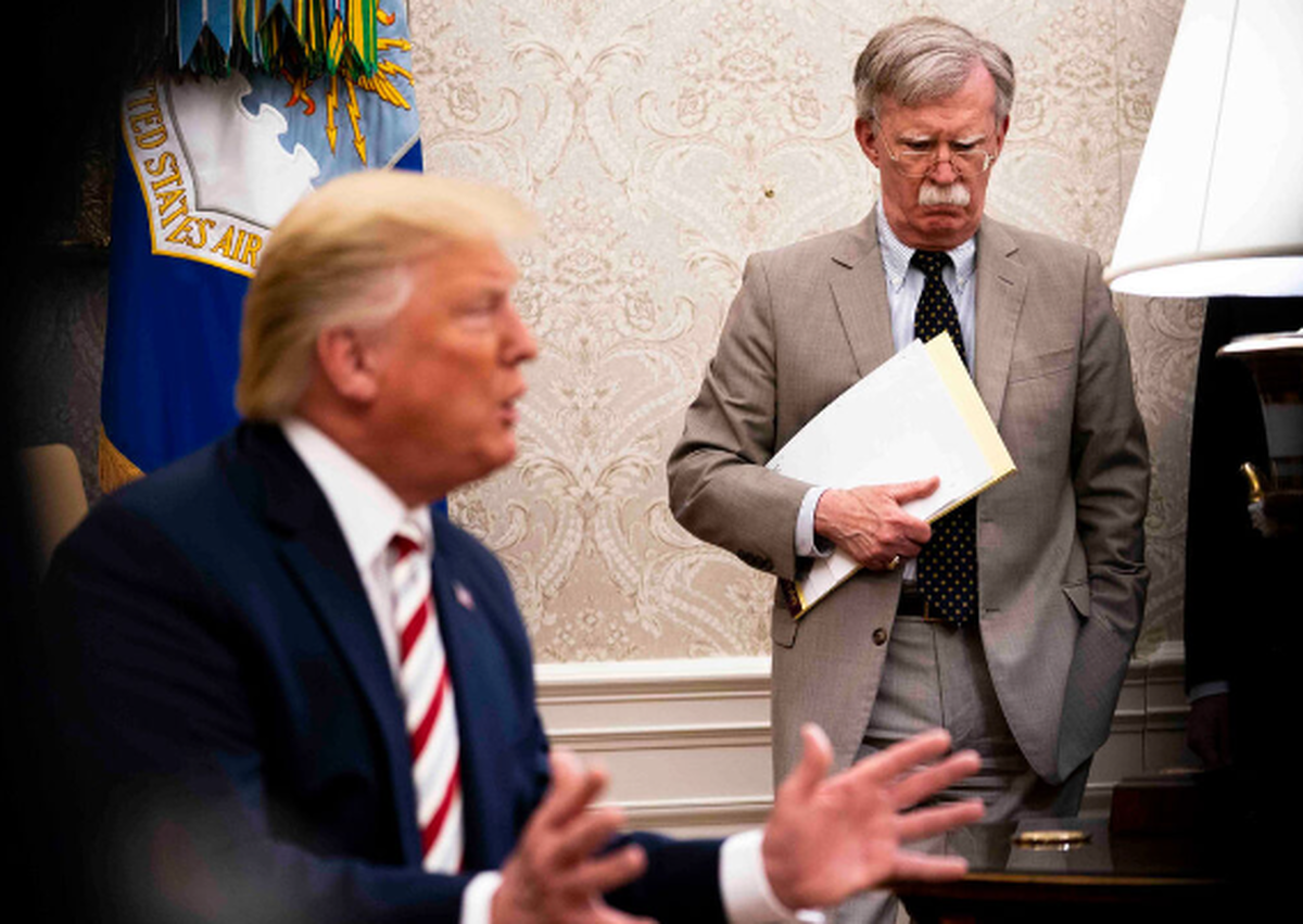 وزارت دادگستری آمریکا اعلام کرد که جان بولتون با ۸ اتهام مربوط به انتقال اطلاعات محرمانه و ۱۰ اتهام مربوط به نگهداری اسناد مواجه است.