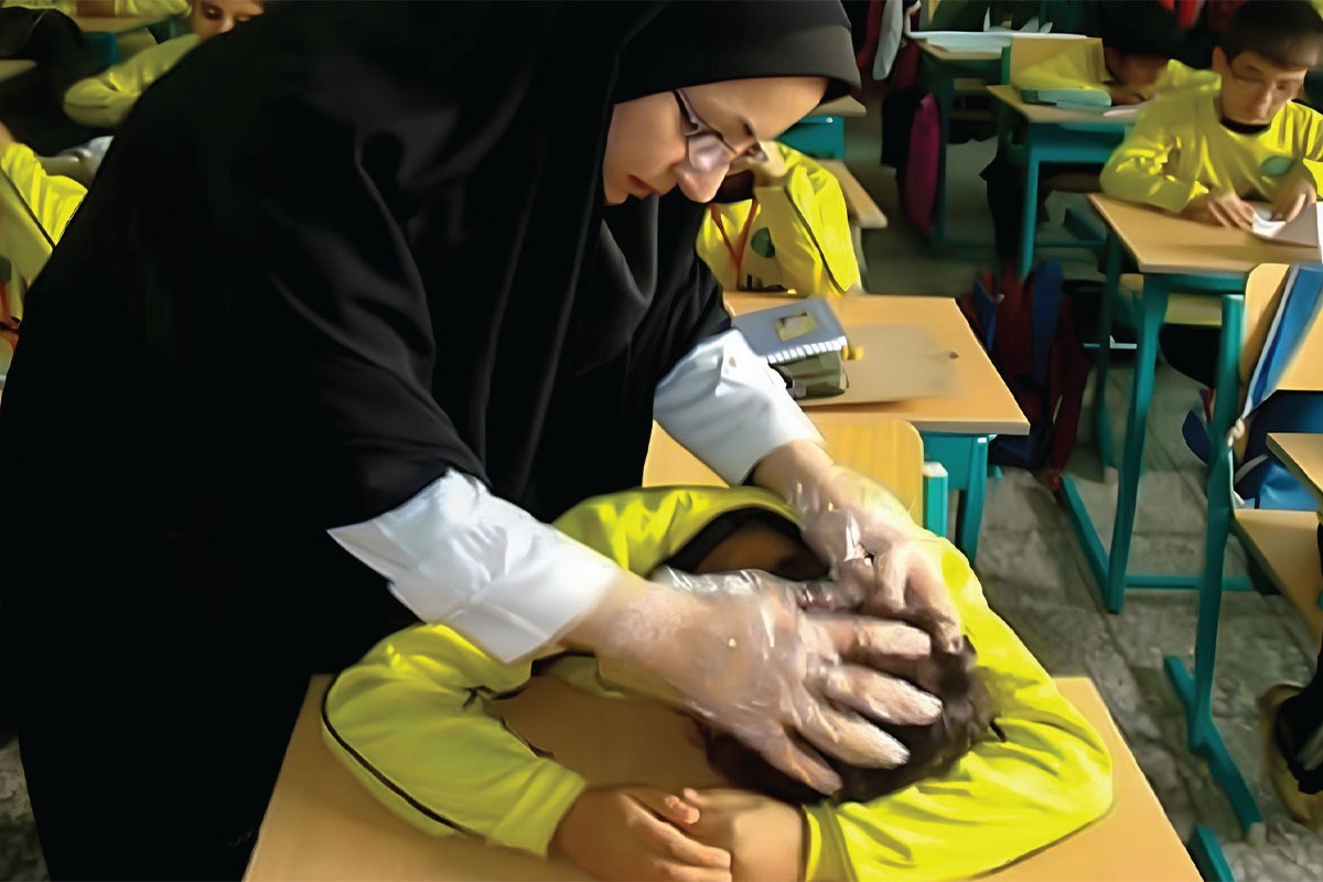 شیوع زودهنگام شپش کمتر از یک ماه از بازگشایی مدارس | کابوس زودرس مهر