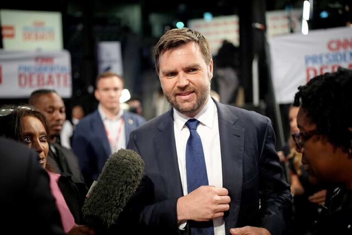 رسانه عبری گزارش داد که معاون رئیس‌جمهور آمریکا قرار است در جریان سفر آتی خود به اراضی اشغالی فلسطین طی هفته جاری در خصوص انتقال به مرحله دوم طرح ترامپ برای غزه گفت‌و‌گو کند.