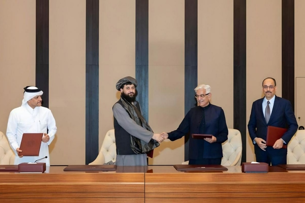 پاکستان و افغانستان بعد از ساعت‌ها مذاکره با میانجیگری دولت‌های قطر و ترکیه در دوحه قطر بر سر برقراری آتش‌بس فوری به توافق رسیدند.