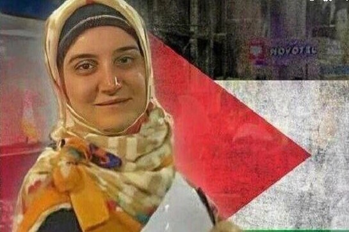 در پی حمایت از آزادی بانوی ایرانی مهدیه اسفندیاری از زندان فرانسه، نگارخانه مهر فرهنگسرای انقلاب اسلامی، اقدام به برگزاری ورک شاپ نقاشی «بانوی البرز» کرده است.