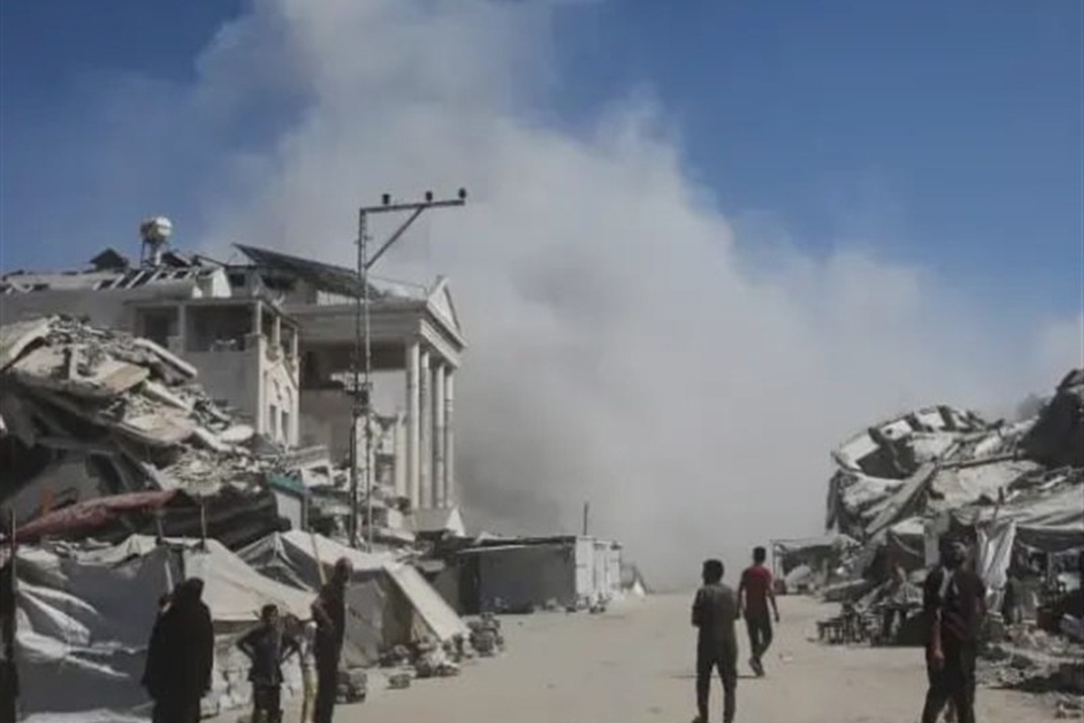 منابع خبری از درگیری شدید در رفح واقع در جنوب نوار غزه بین نیرو‌های مقاومت فلسطین با مزدوران رژیم صهیونیستی خبر داد که به دخالت و حمله هوایی رژیم صهیونیستی به این منطقه انجامید.