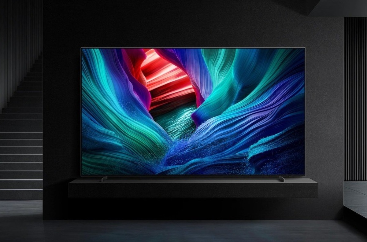 سامسونگ با معرفی بزرگ‌ترین نمایشگر LCD تجاری در آمریکا، بار دیگر نوآوری خود را در صنعت فناوری به رخ کشید. این نمایشگر غول‌پیکر با وضوح ۴K ، تجربه بصری بی‌نظیری را برای کاربران و کسب‌وکار‌ها فراهم می‌کند و افق‌های جدیدی در زمینه نمایشگر‌های حرفه‌ای باز می‌کند.