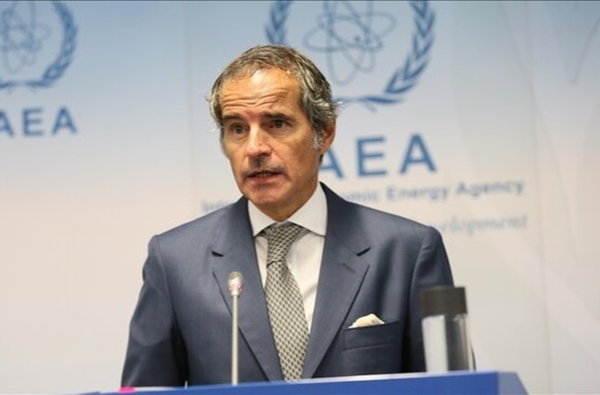 مدیرکل آژانس بین‌المللی انرژی اتمی در گفت‌وگویی با اظهارنظر درباره محل اورانیوم‌غنی‌شده با خلوص ۶۰ درصد ایران پس از حملات متجاوزانه آمریکا و رژیم صهیونیستی به تاسیسات اتمی ایران، نسبت به دستیابی به راهکاری دیپلماتیک برای بحث‌ها پیرامون برنامه هسته‌ای ایران ابراز اطمینان کرد.