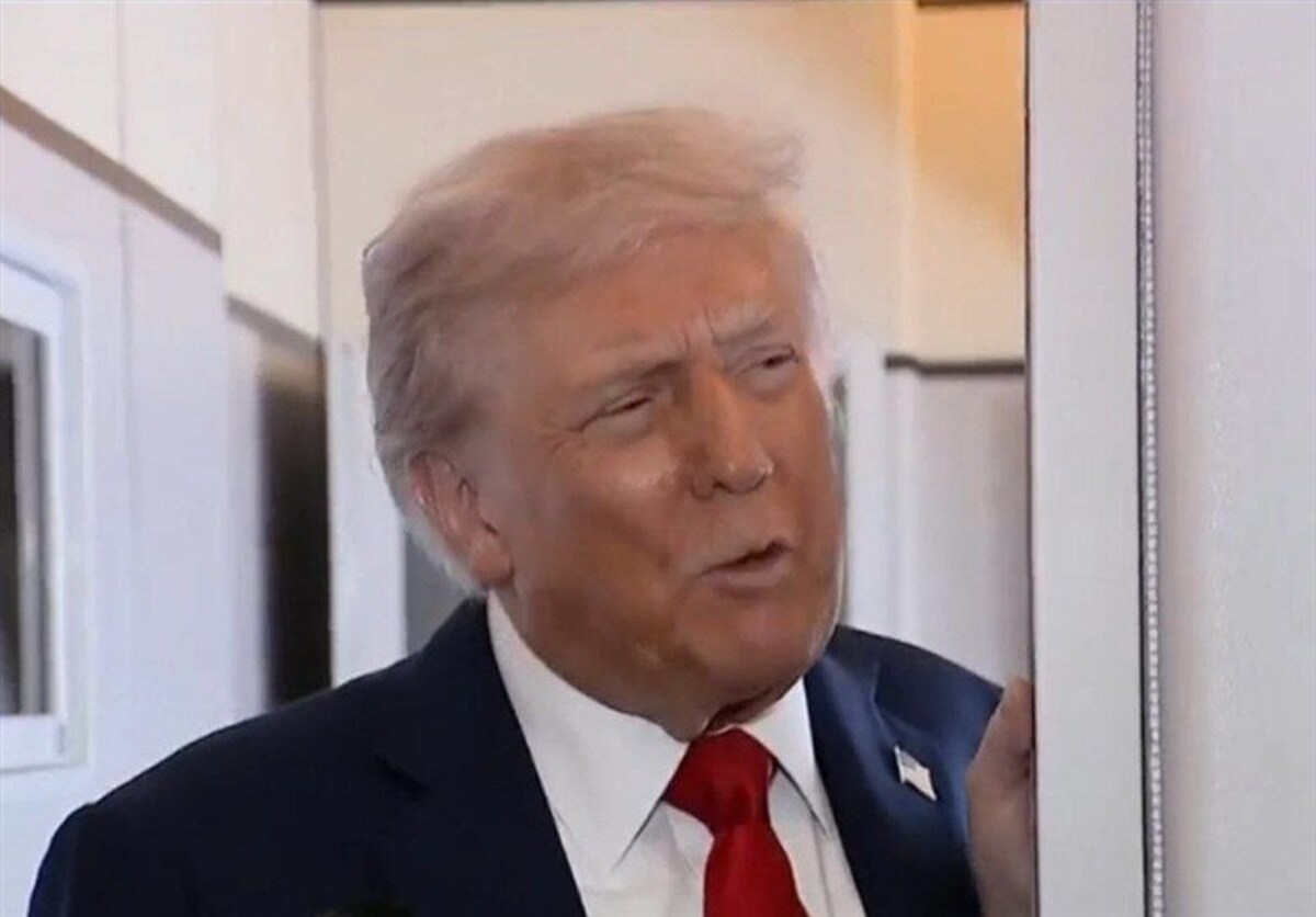 تنش‌های دیپلماتیک میان واشنگتن و کشور‌های آمریکای لاتین افزایش یافته و دونالد ترامپ با اظهاراتی توهین‌آمیز، رئیس‌جمهور کلمبیا را «رهبر کارتل مواد مخدر» نامید.