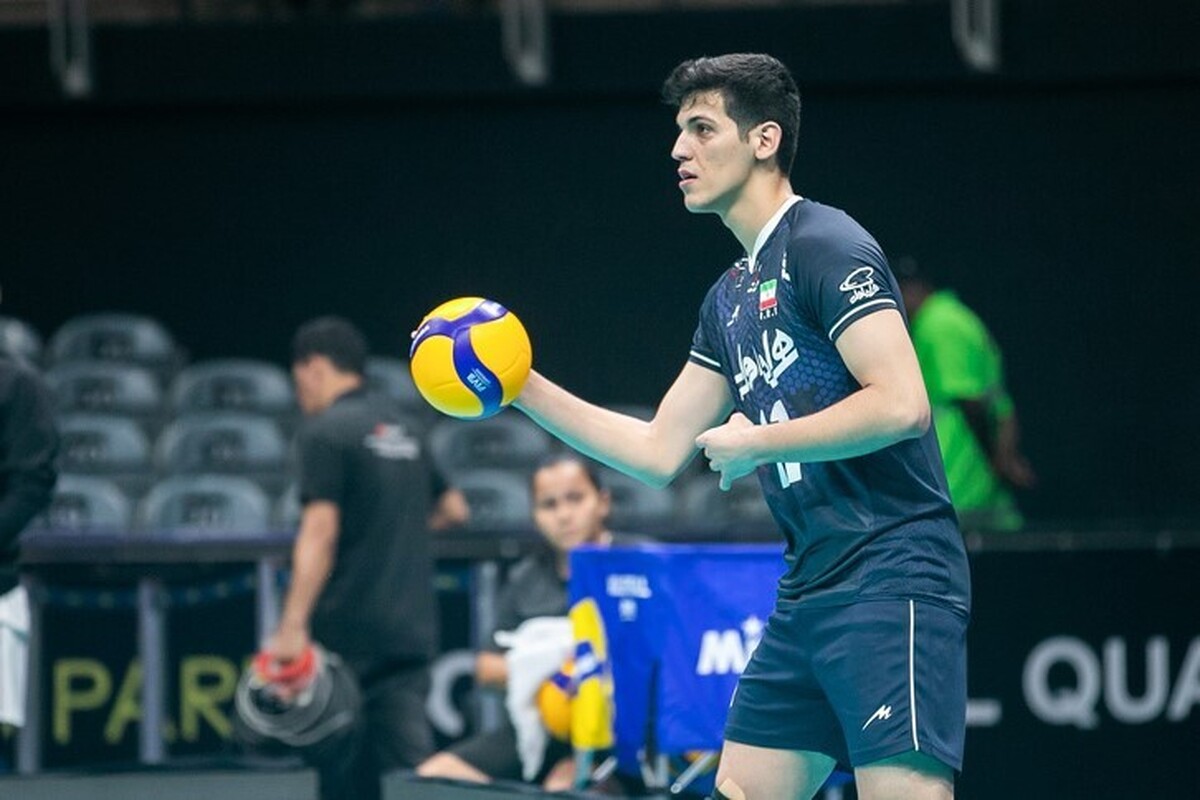 بازیکن مطرح والیبال ایران همچنان در بیمارستانی در قطر بستری است و در خواب مصنوعی به سر می‌برد.