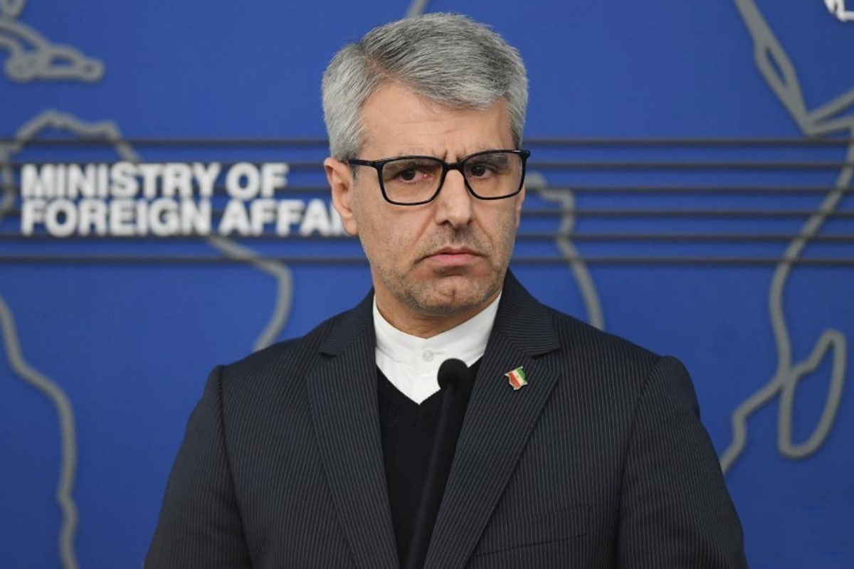 سخنگوی وزارت امور خارجه ایران، به شکنجه «گرتا تونبرگ»، کنش‌گر سوئدی مخالف نسل‌کشی فلسطینیان و از شرکت‌کنندگان در کارزار جهانی ناوگان الصمود (پایداری) توسط نظامیان رژیم صهیونیستی واکنش نشان داد.