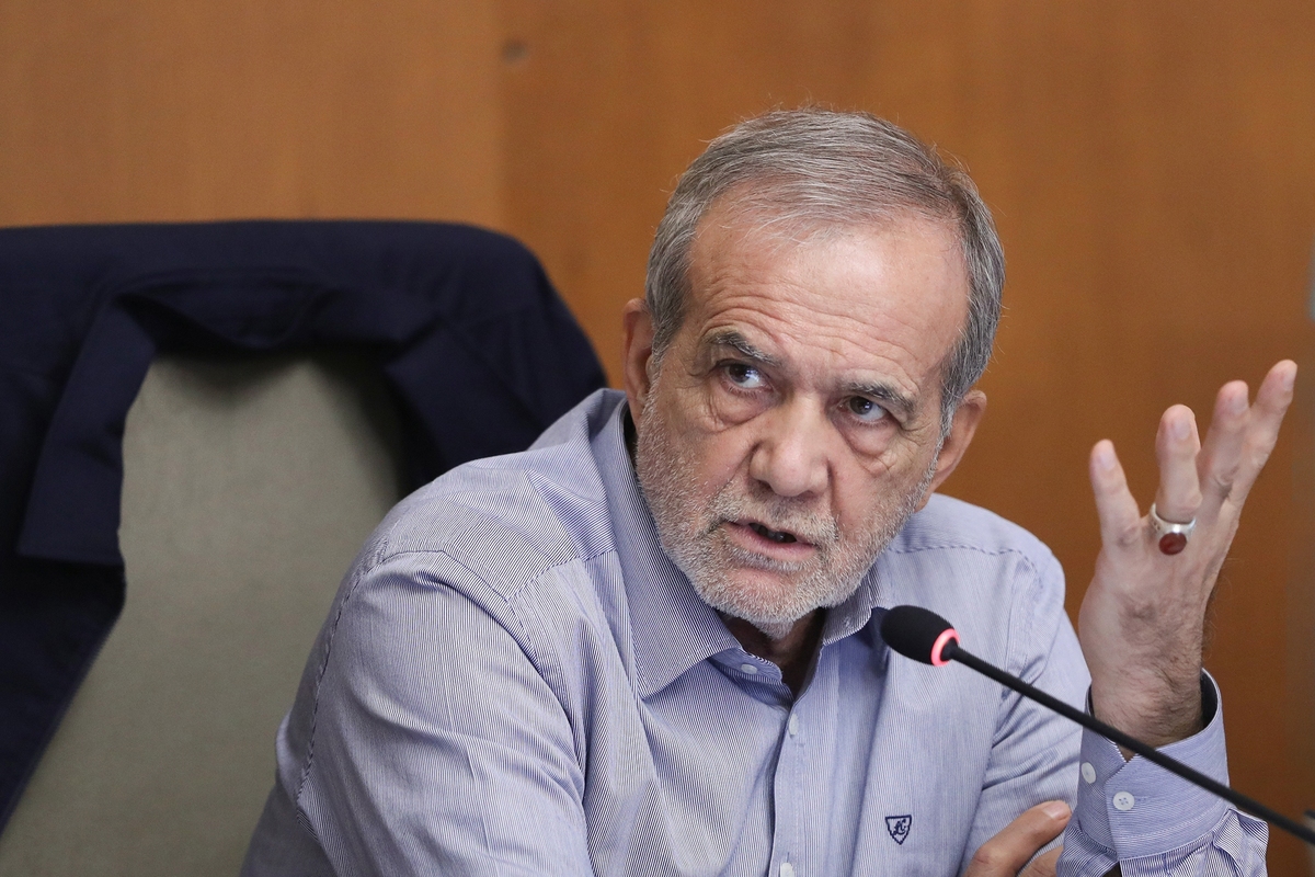 طباطبایی: نشست خبری رئیس‌جمهور، ماه آینده برگزار می‌شود