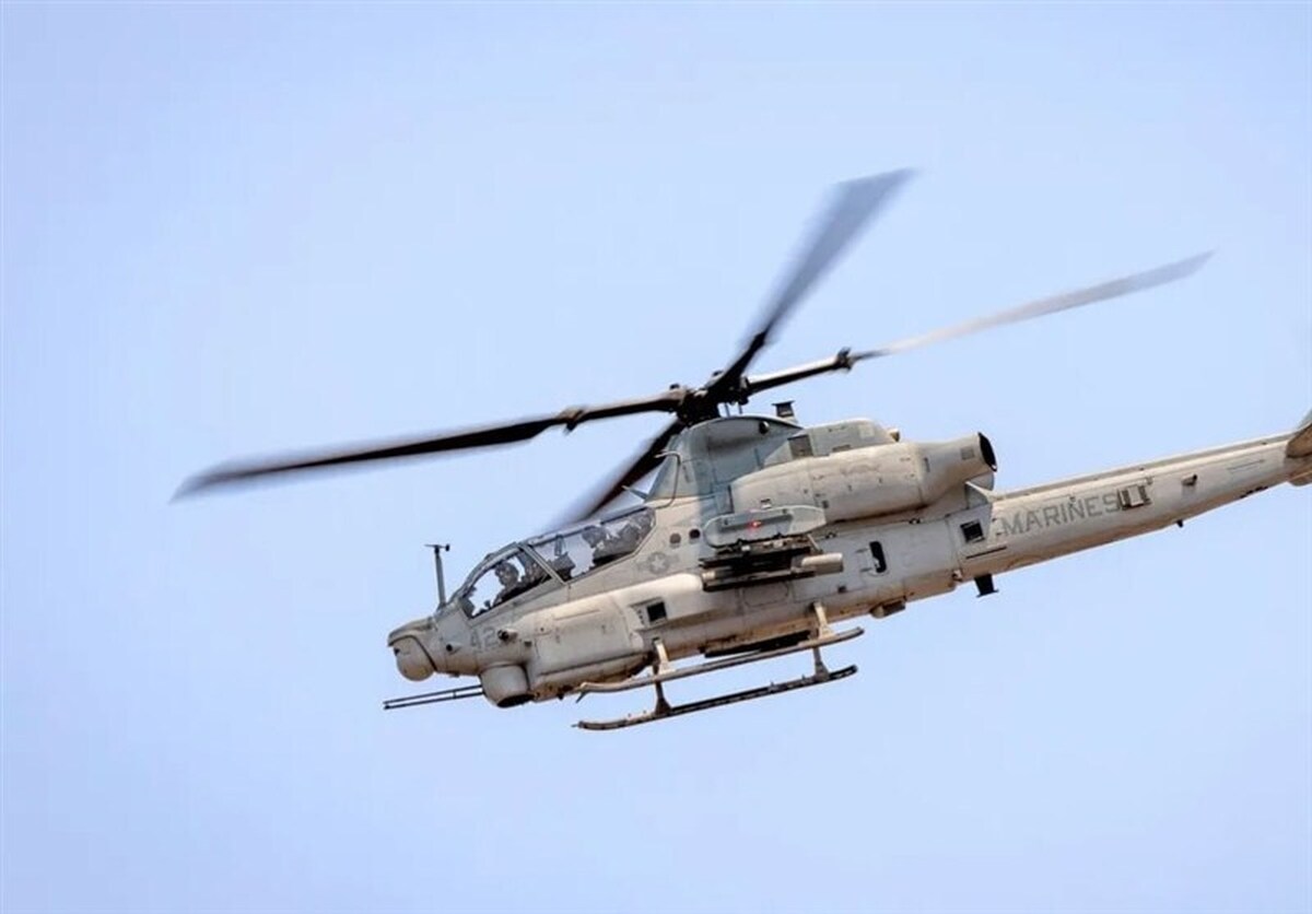 در پی سقوط بالگرد رزمی نیروی دریایی آمریکا در جنوب کالیفرنیا به دلایل نامعلوم، یکی از خلبانان جان خود را از دست داد.