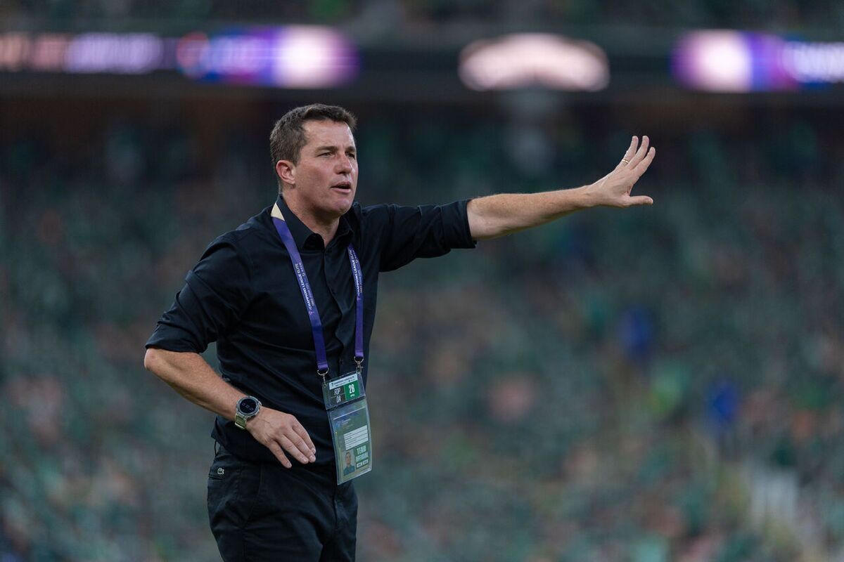 بعد از مذاکرات باشگاه پرسپولیس با اوسمار ویرا، حالا این باشگاه در انتظار پاسخ این مربی است.