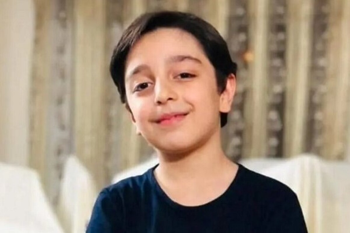 مدیر آموزش و پرورش ناحیه یک شیراز در واکنش به فوت یک دانش‌آموز و شایعات پیرامون آن، ضمن ابراز تأسف اعلام کرد: بر اساس شواهد اولیه و اظهارات پدر، فوت این نوجوان در منزل رخ داده است.