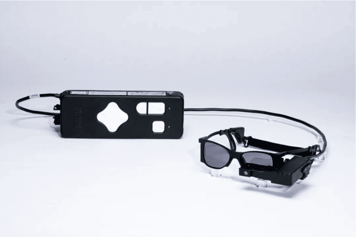 ایمپلنت شبکیه و عینک هوشمند، امید تازه برای بازیابی بینایی نابینایان