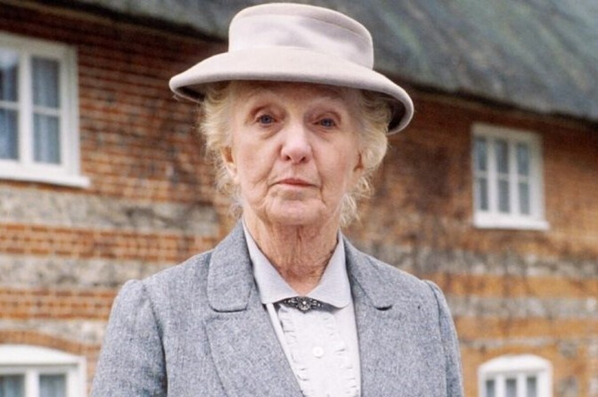 سریال جنایی «خانم مارپل» روی آنتن شبکه تماشا می‌رود.