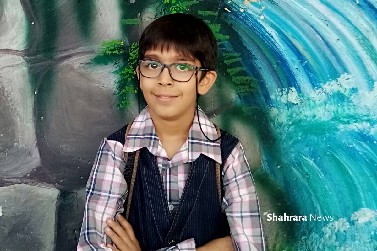 از موقعی که چشمم رو به این دنیا باز کردم و عقلم معنی حرفای بزرگ‌ترها رو فهمیده، متوجه شدم که هر روز و هر ساعتمون ارزشش خیلی بالاست چرا؟