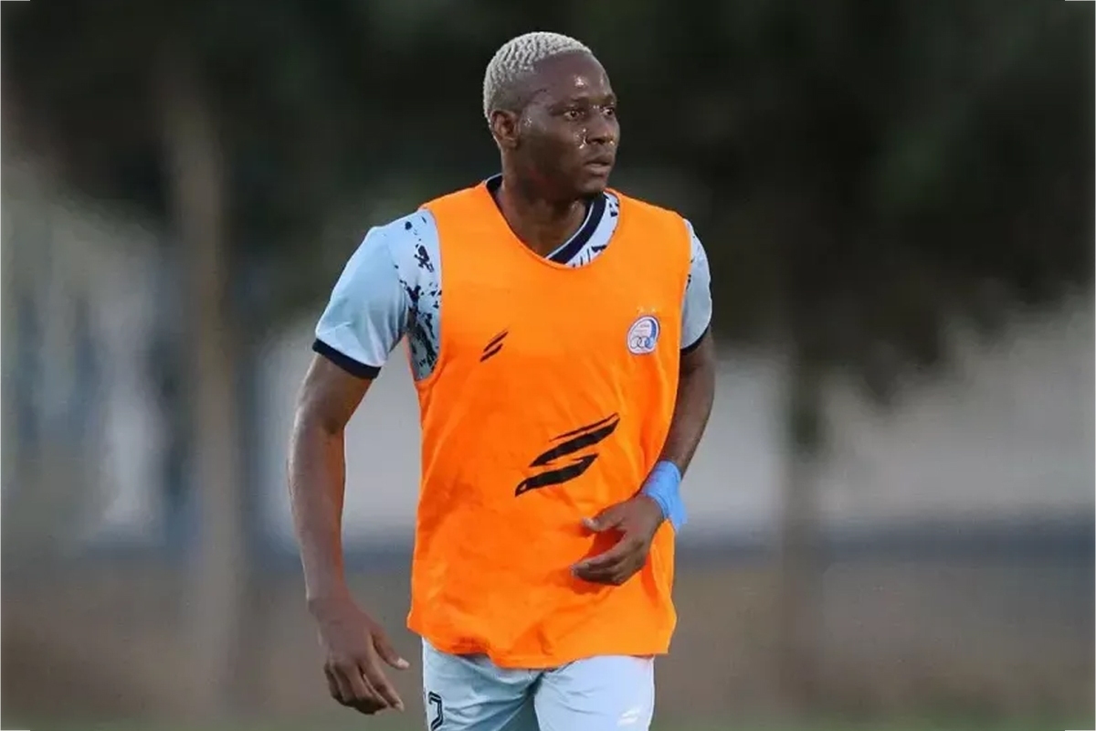 موسی جنپو در حاشیه تمرین امروز استقلال و پیش از نبرد برابر الوحدات دچار آسیب‌دیدگی شد.