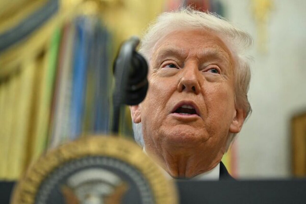 رئیس‌جمهور آمریکا ضمن تهدید حماس برای رعایت توافق غزه، مدعی شد بسیاری از کشور‌های منطقه اعلام آمادگی کرده‌اند تا در صورت عدم همکاری جنبش مقاومت، نیرو‌های نظامی خود را به غزه بفرستند!