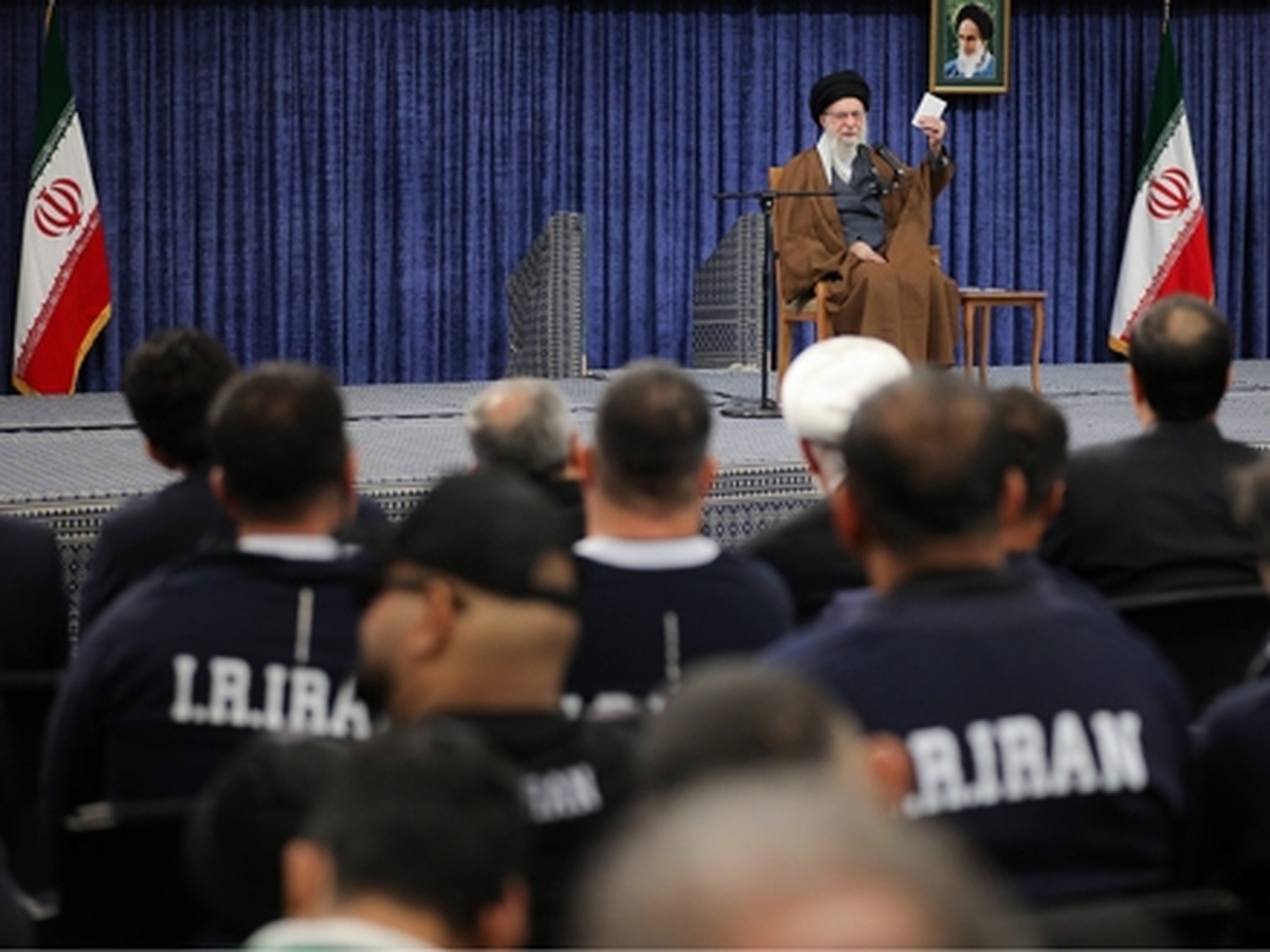 حضرت آیت‌الله خامنه‌ای فرمودند: «موشک‌هایی که مراکز رژیم صهیونی را نابود کرد، جوان‌های ایرانی ساختند. این شناسنامه‌ی جوان ایرانی است. وقتی جوان ایرانی وارد یک میدانی شد و تلاش کرد، همّت کرد، سعی کرد، زیرساخت‌های علمی را برای خودش فراهم کرد، کاری از این قبیل انجام میدهد، کار‌های بزرگ انجام میدهد.»