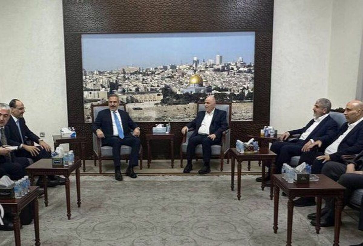 مقامات حماس در دیدار با مقامات ترکیه بر پایبندی خود به آتش‌بس علیرغم نقض‌های مکرر آن از سوی رژیم صهیونیستی تأکید کردند.