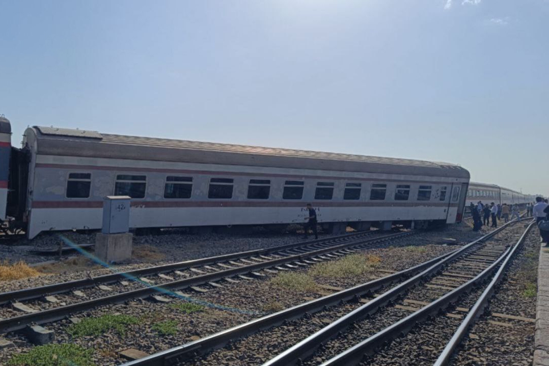 قطار مسافربری در ایستگاه راه آهن مشهد از ریل خارج شد (۳ مهرماه ۱۴۰۴) قطار مسافربری در ایستگاه راه آهن مشهد از ریل خارج شد (۳ مهرماه ۱۴۰۴)