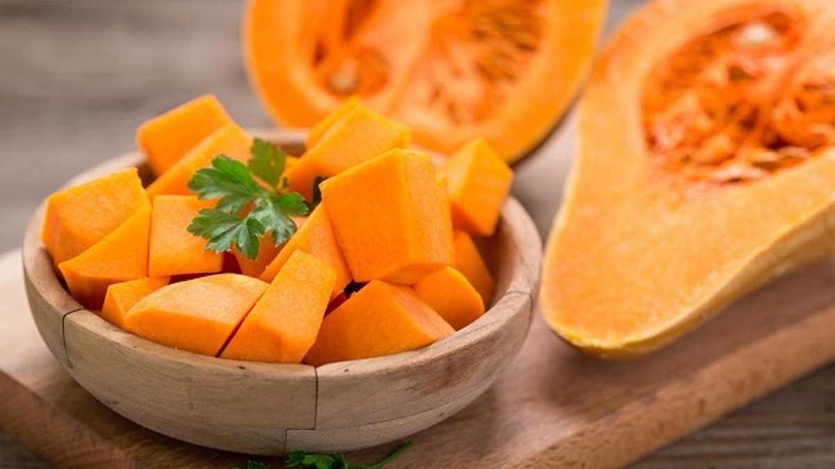 کدو حلوایی یک سبزیجات مغذی است که سرشار از ویتامین‌ها، مواد معدنی، فیبر و آنتی‌اکسیدان‌ها است.