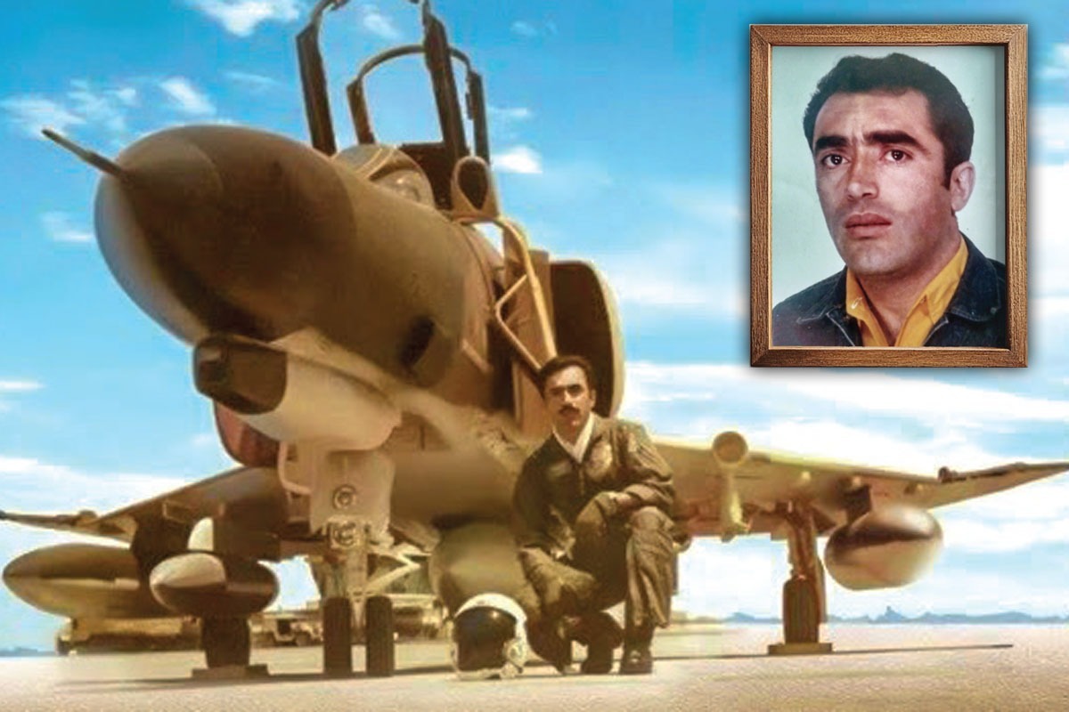 سروان خالد حیدری در روایت جنگ، نماد ایثار خلبانان به‌عنوان اولین شهید دفاع‌مقدس است. نقش خلبانان در سال‌های نخست جنگ، همواره با خطر همراه بود. بلندشدن به آسمانی که هیچ‌کس کنترل آن را در اختیار نداشت، کار ساده‌ای نبود.