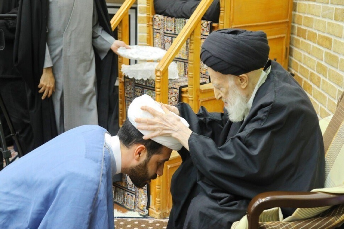 مراسم عمامه‌گذاری طلاب حوزه علمیه حضرت عبدالعظیم حسنی (ع) در چهارم مهرماه، شب میلاد حضرت سیدالکریم، برگزار می‌شود.