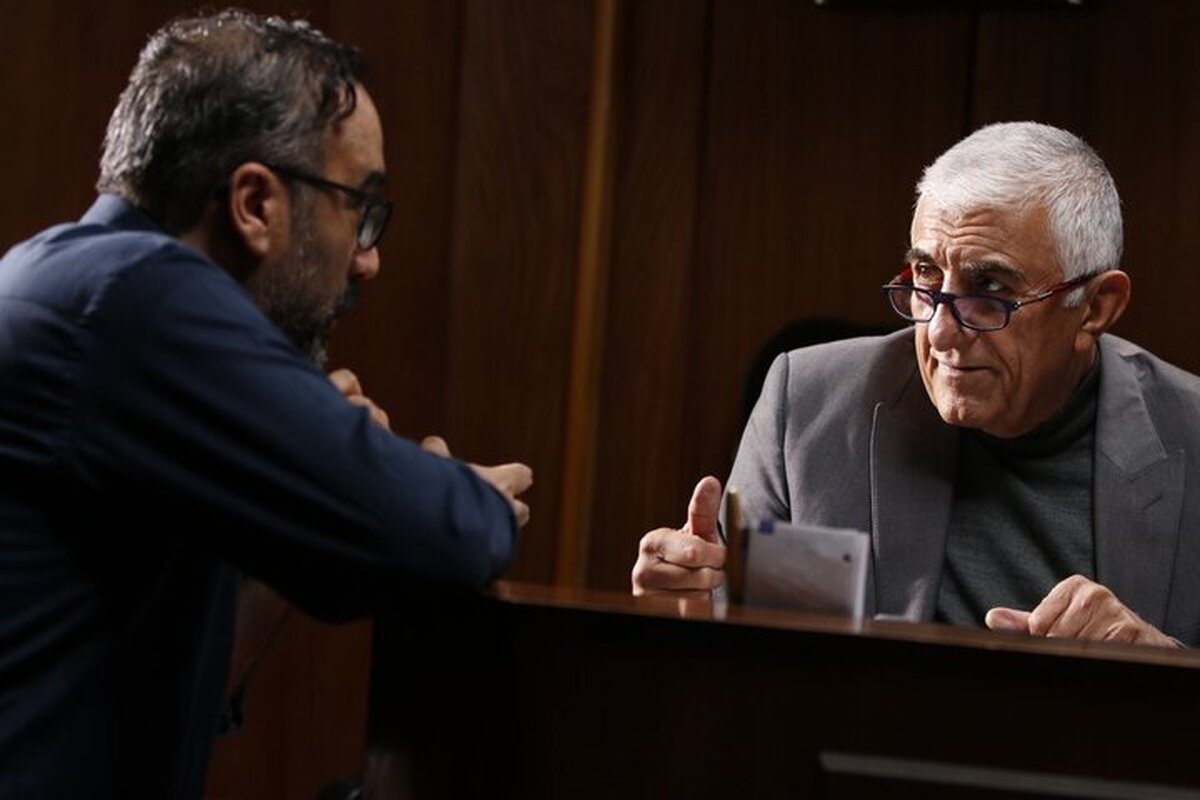 کارگردان فیلم کوتاه «یادداشت‌های زیرزمینی» عنوان کرد در این فیلم تلاش کرده است، از ظرفیت سینما برای قانع کردن قانون‌گذاران به تغییر یک ماده قانونی استفاده کند.