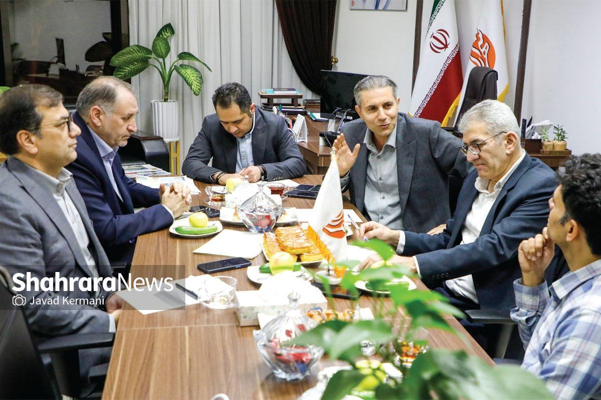 راه‌های گذر از  تحریم‌ها و  حفظ بازار‌های هدف در میزگرد اقتصادی شهرآرا | ناکارآمدی علیه صادرات