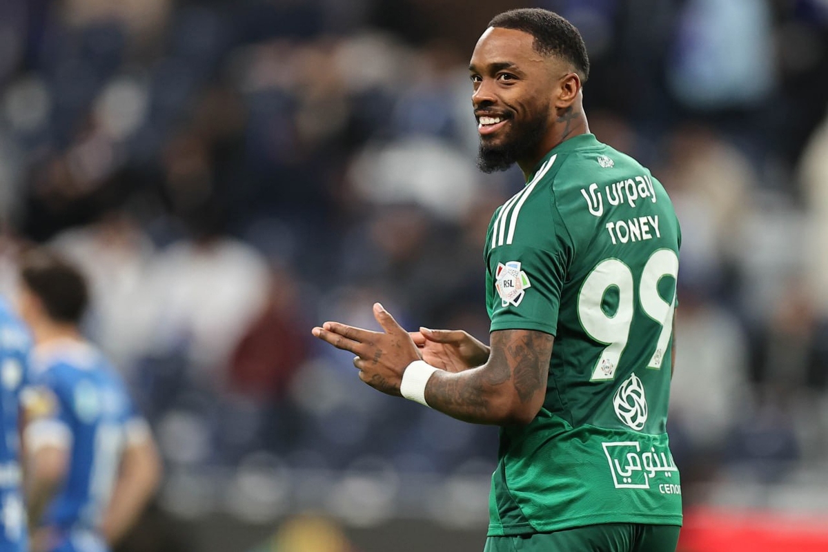 تاتنهام برای قدرت گرفتن دوباره در لیگ برتر جزیره، به دنبال جذب مهاجم الاهلی عربستان است.