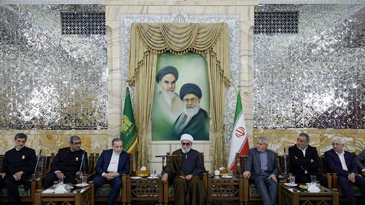 تولیت آستان قدس رضوی: مشهد در پرتوی حرم رضوی میتواند محور دیپلماسی فرهنگی و زیارت باشد تولیت آستان قدس رضوی: مشهد در پرتوی حرم رضوی میتواند محور دیپلماسی فرهنگی و زیارت باشد