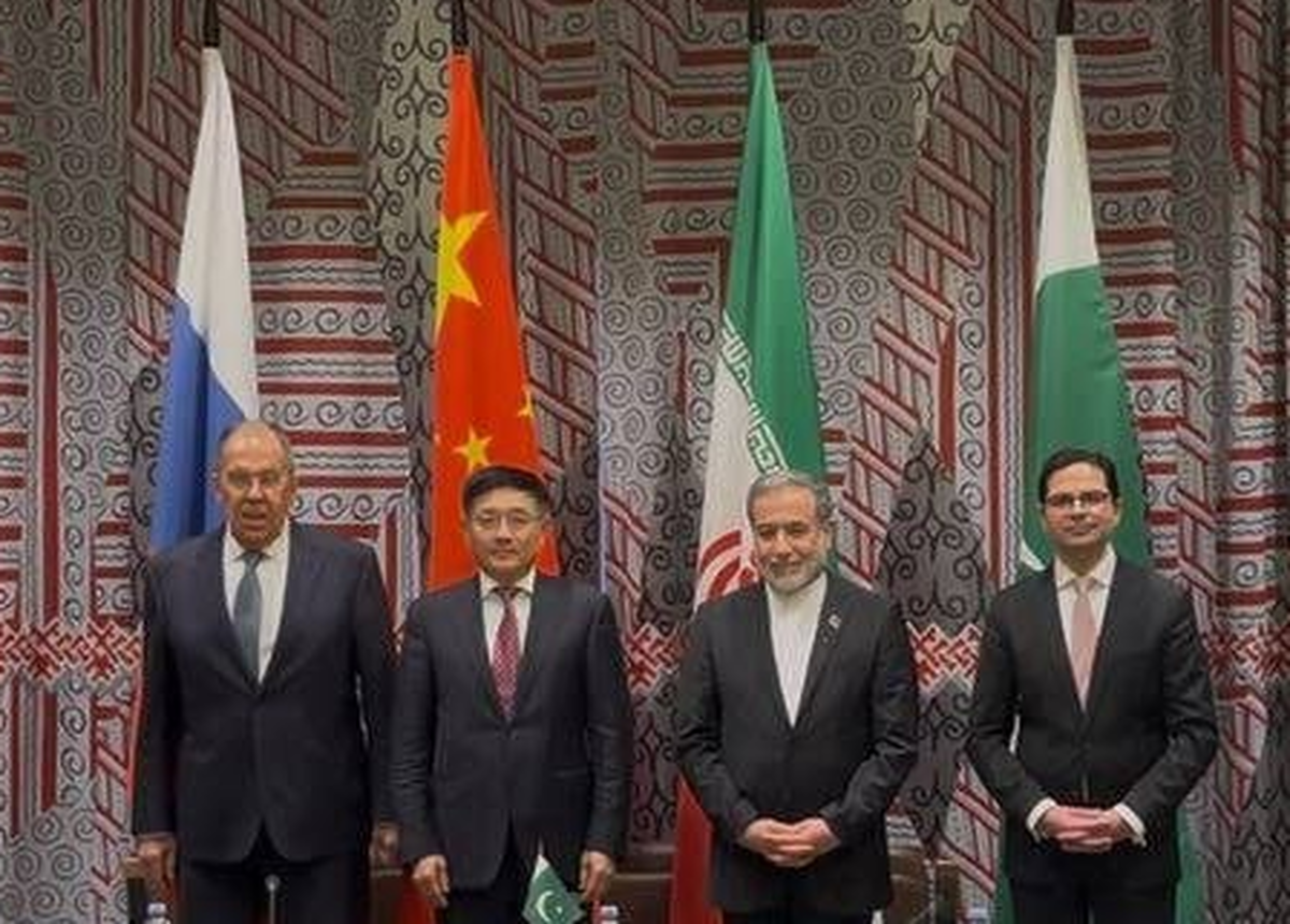 عراقچی: خروج آمریکا از افغانستان، عقب‌نشینی خفت‌بار بود