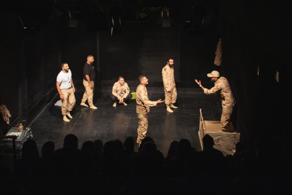 پایان اجرای ریگ چاه در مشهد، نقطه‌ای دیگر در مسیر نمایشی بود که از تهران آغاز شد و حالا تجربه‌ای متفاوت برای مخاطبان مشهدی رقم زد.