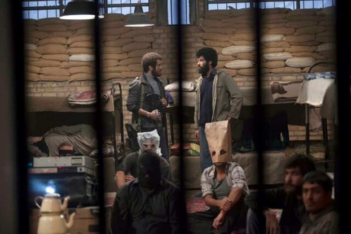 محمدعلی باشه‌آهنگر کارگردان فیلم سینمایی «سینما متروپل» درباره حذف بخش‌هایی از این فیلم در اکران عمومی توضیح داد.