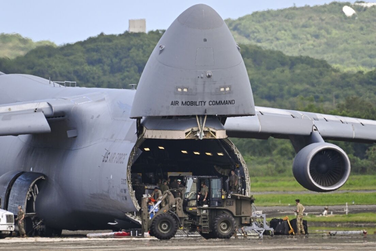 منابع آگاه به ان‌بی‌سی نیوز اعلام کردند که دولت ترامپ در حال آماده سازی طرحی برای حمله به داخل خاک ونزوئلا با هدف آنچه که مبارزه با کارتل‌های مواد مخدر خوانده شده، است.