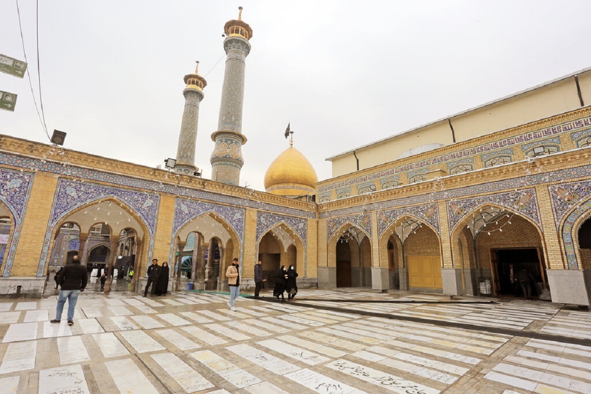 حضرت عبدالعظیم حسنی(ع) یکی از چهره‌های برجسته خاندان اهل‌بیت(ع) است که نام و یاد او، به‌ویژه در شهر ری و در فرهنگ دینی شیعیان، جایگاهی خاص دارد.