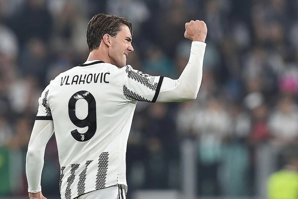 روزنامه گاتزتا دلو اسپورت خبر داد مهاجم صربستانی یووه در پنجره نقل و انتقالات زمستانی فروخته خواهد شد.