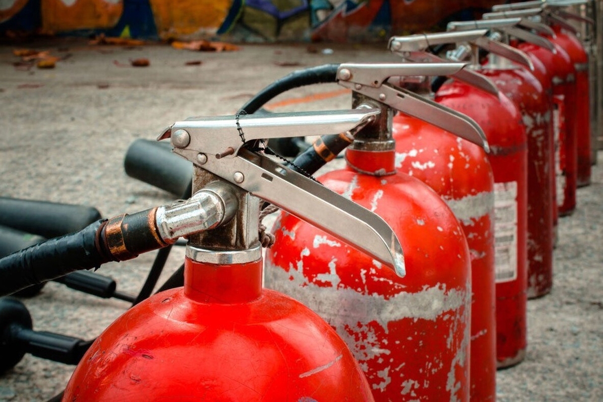 نکاتی درباره استفاده از کپسول‌های آتش‌نشانی در آپارتمان