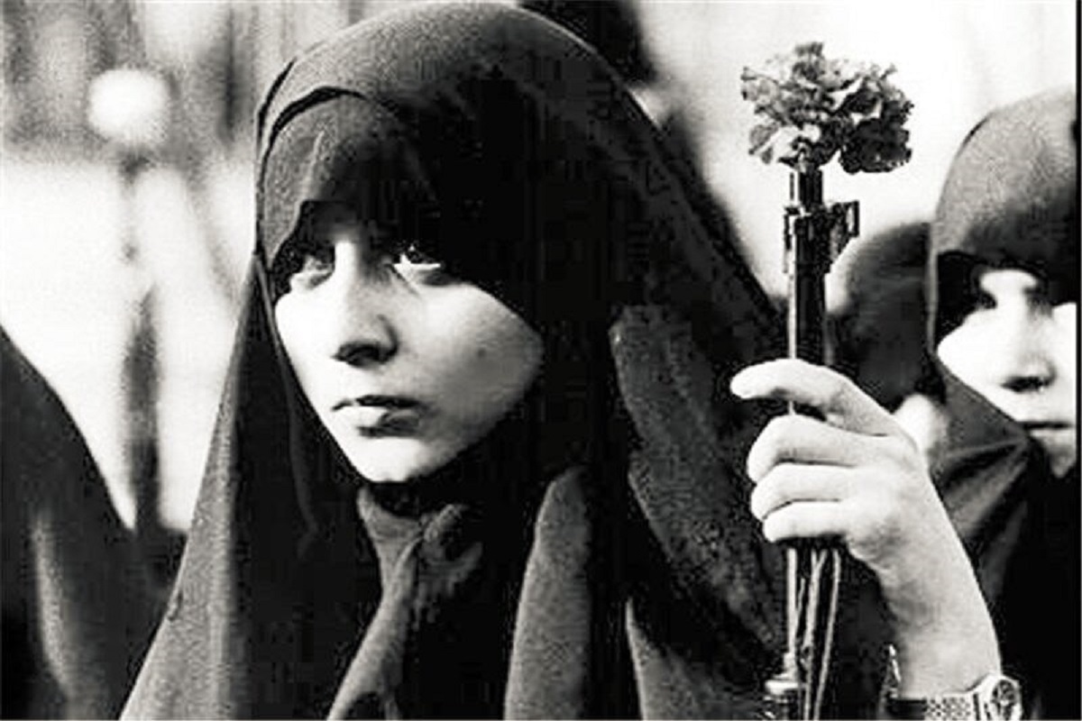 بهروز آذر: بیش از ۱۷ هزار زن در جنگ تحمیلی هشت‌ساله، شهید، جانباز و اسیر شدند